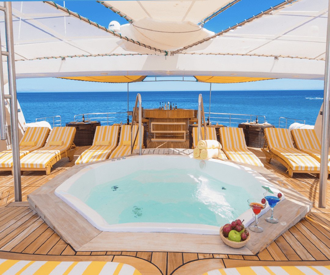 Catamaran-Go-Galapagos-Tours-7