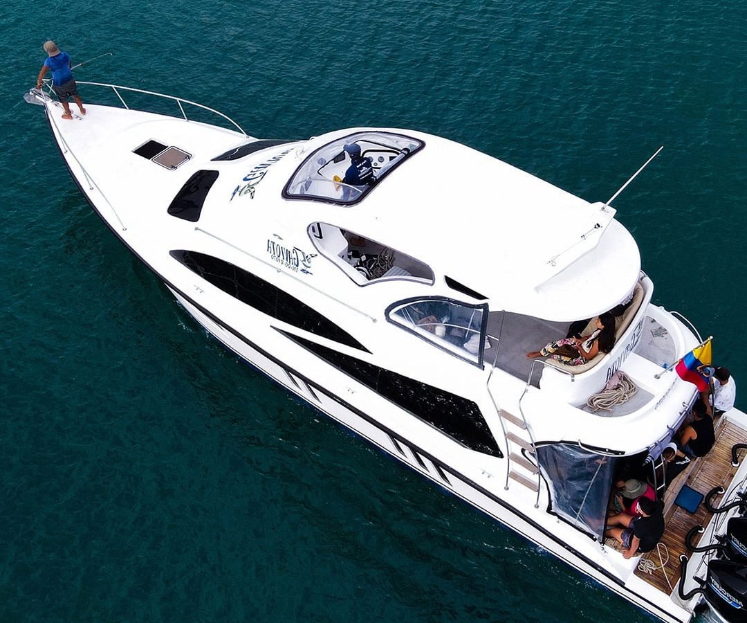 Ferry-Go-Galapagos-Tours